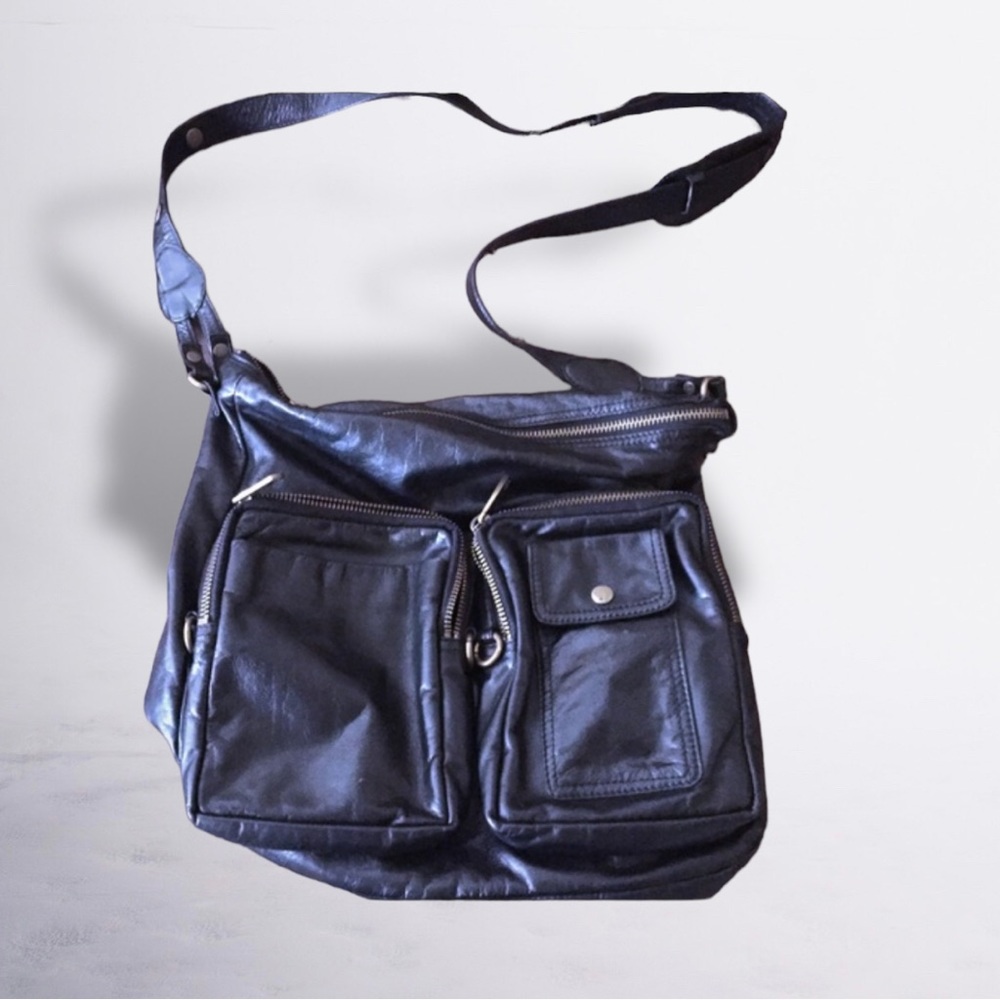 Black Marc Jacobs bag